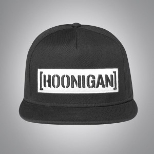 hngn web cbar blk wht hat